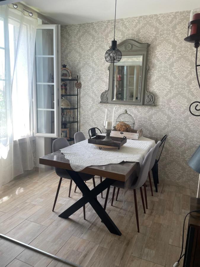 Appartement Avec Jardin En Ville L'Isle-sur-la-Sorgue Ngoại thất bức ảnh